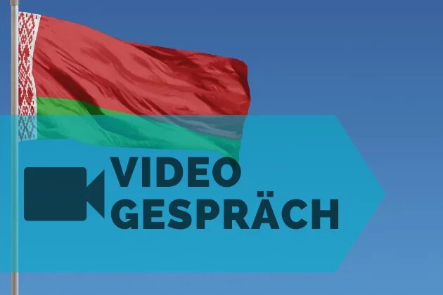 Die Flagge von Belarus, davor steht Videogespräch geschrieben.